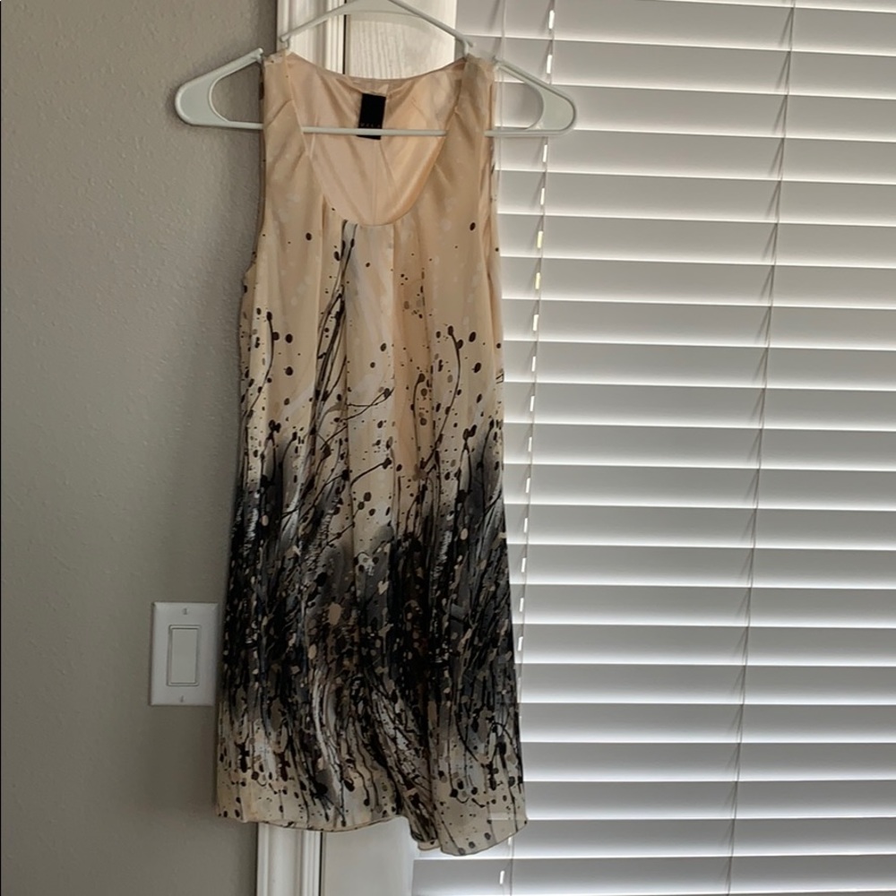 Loose fitting top